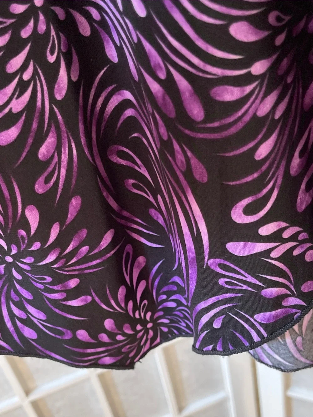 1x Sleeveless V-Neck Purple Swirl Print Stretchy Women's Top